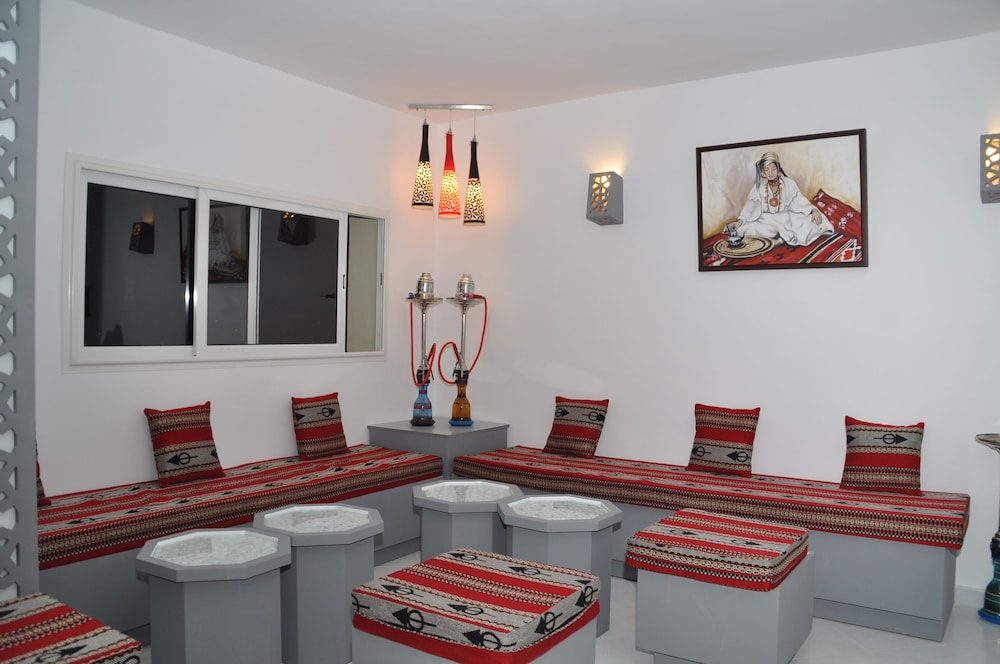 Hotel Neptunia Skanes — Hotel rooms in Skanes inc. Monastir, Monastir
