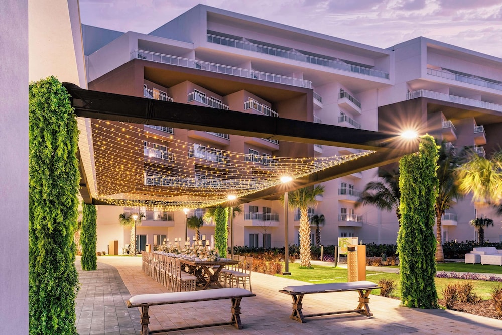 Embassy Suites By Hilton Aruba Beach Resort — Hotel building in Noord, Aruba