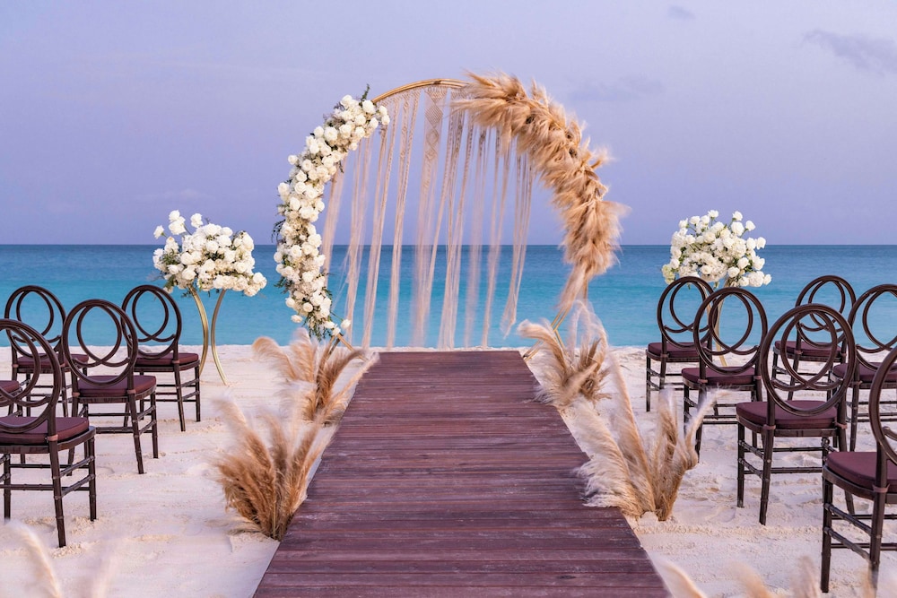 Embassy Suites By Hilton Aruba Beach Resort — Beach in Noord, Aruba