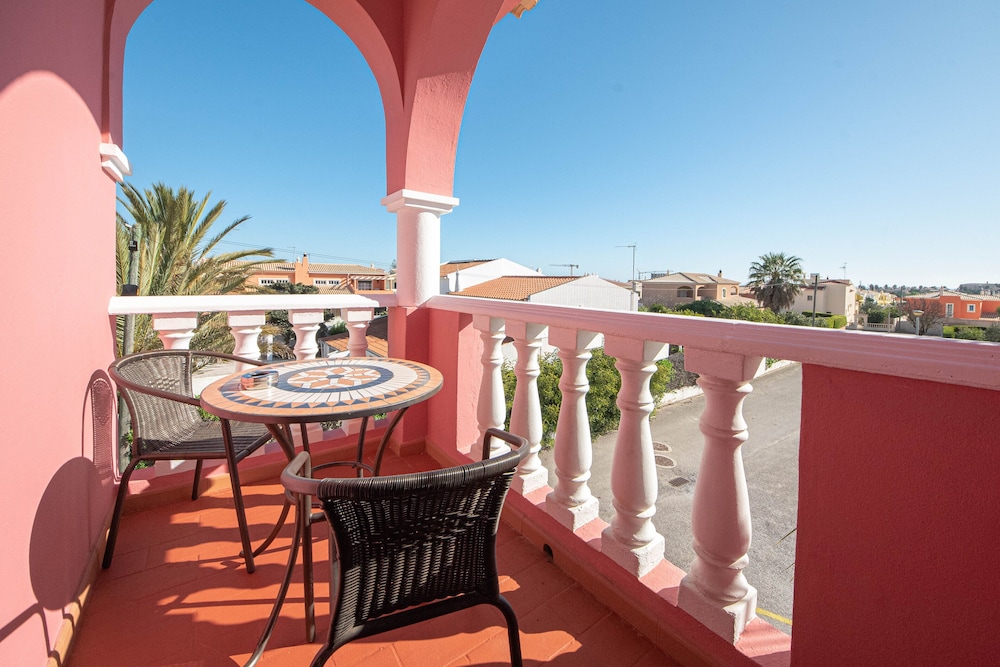 Solar de Mós — Hotel building in Lagos, Faro