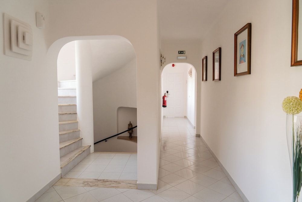Villa Mar Azul — Hotel building in Lagos, Faro