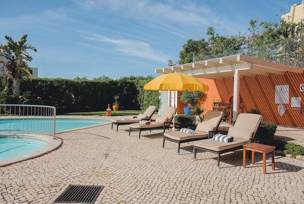 Villa Mar Azul — Swimming pool in Lagos, Faro