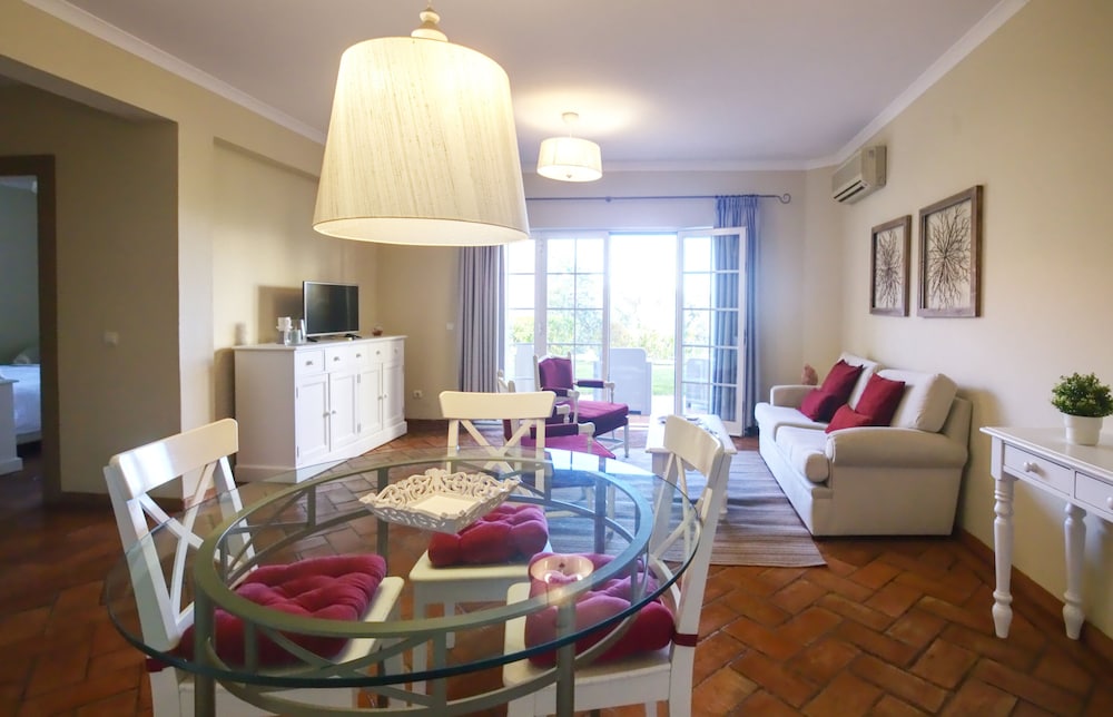 Cegonha Country Club — Hotel rooms in Vilamoura, Faro
