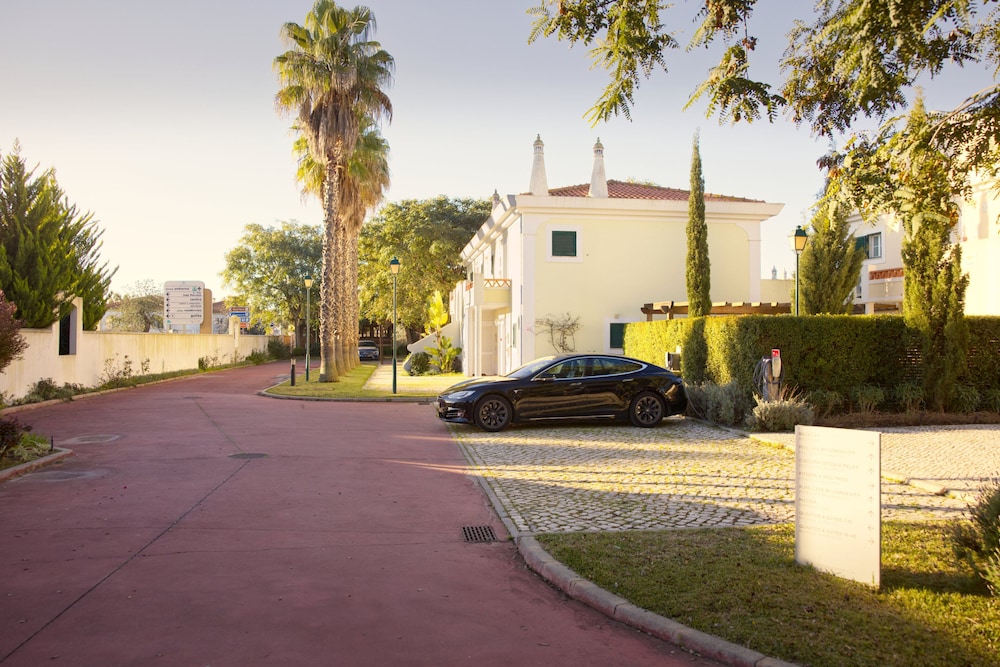 Cegonha Country Club — Hotel building in Vilamoura, Faro
