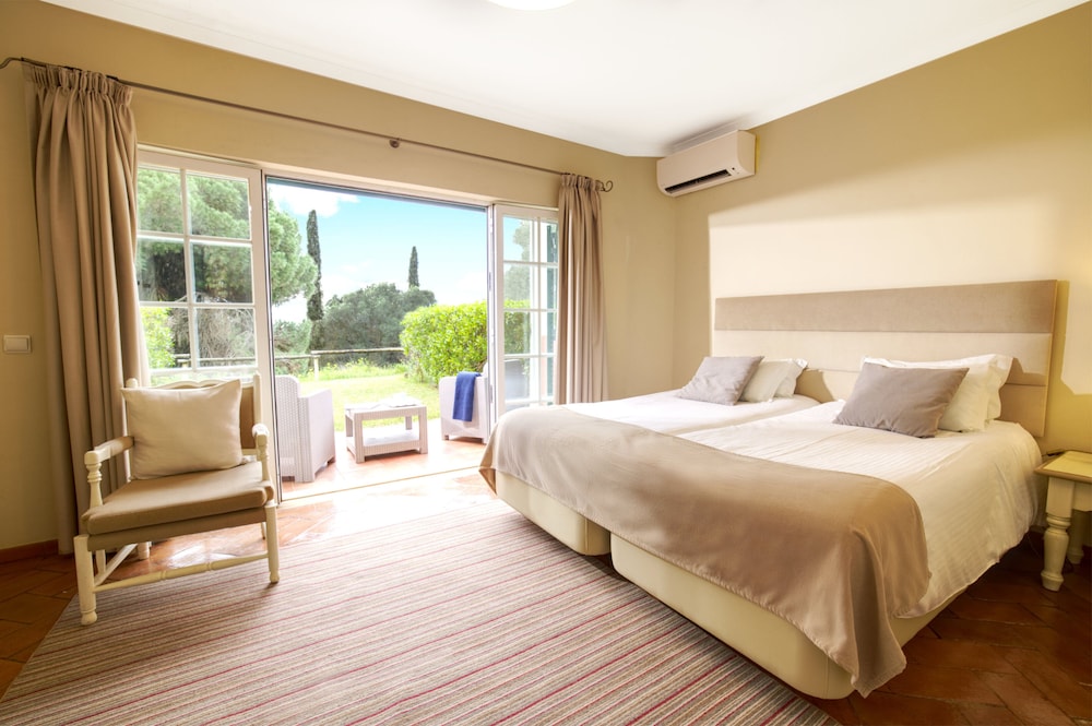 Cegonha Country Club — Hotel rooms in Vilamoura, Faro