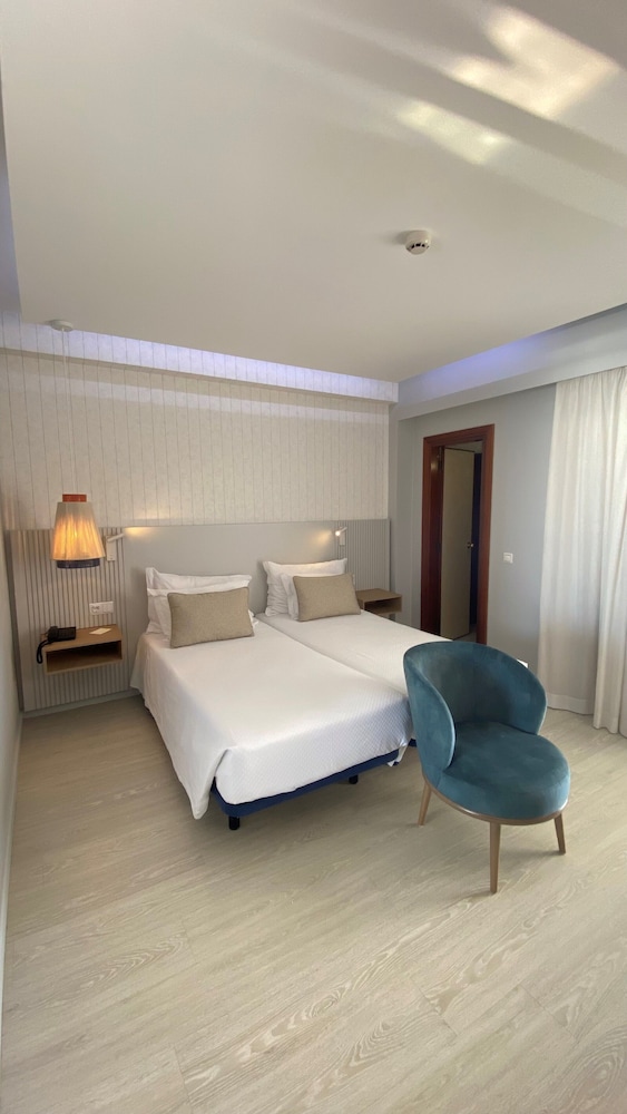 Hotel Alisios — Hotel rooms in Albufeira, Faro