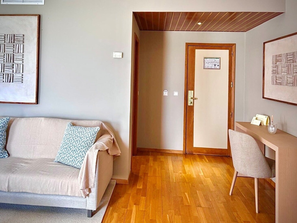 Hotel Alisios — Hotel rooms in Albufeira, Faro