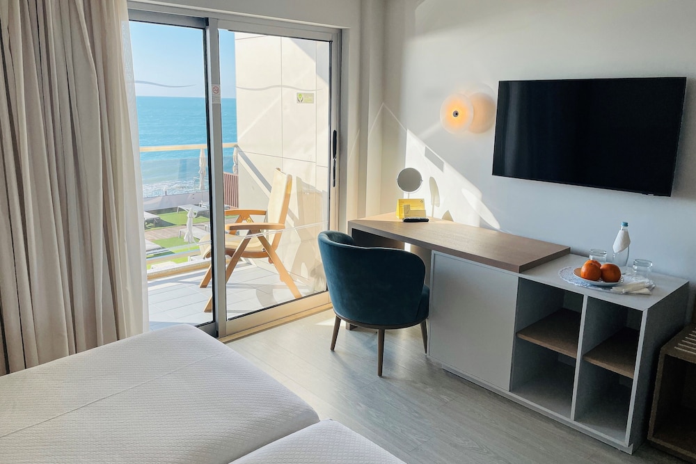 Hotel Alisios — Hotel rooms in Albufeira, Faro