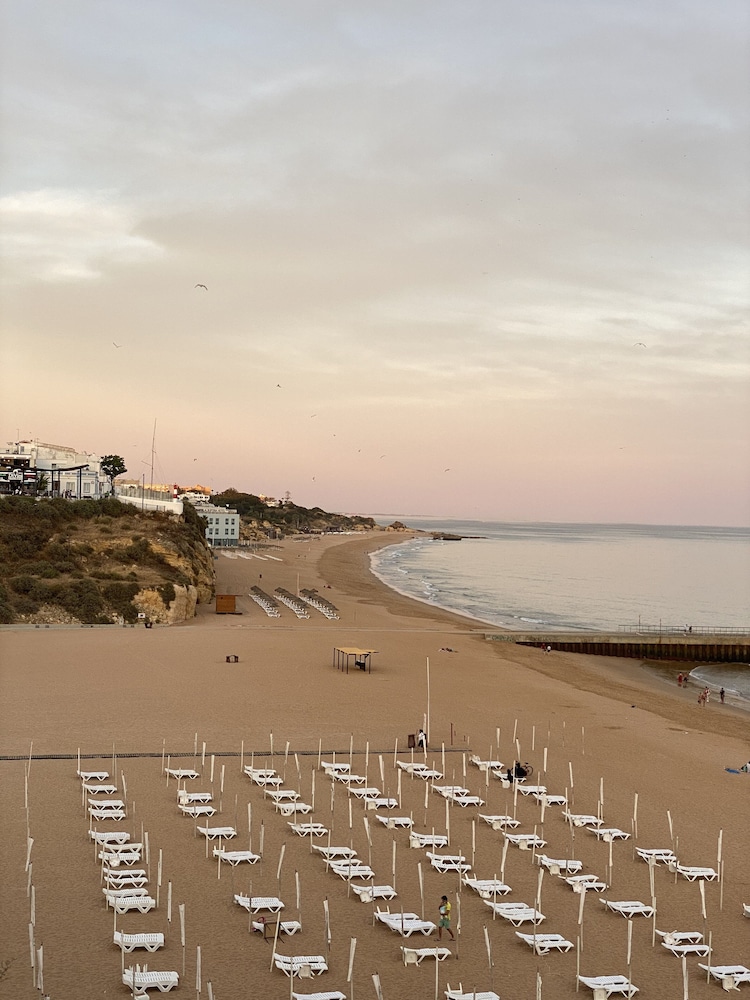 Hotel Alisios — Beach in Albufeira, Faro