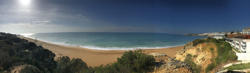 Hotel Alisios — Beach in Albufeira, Faro