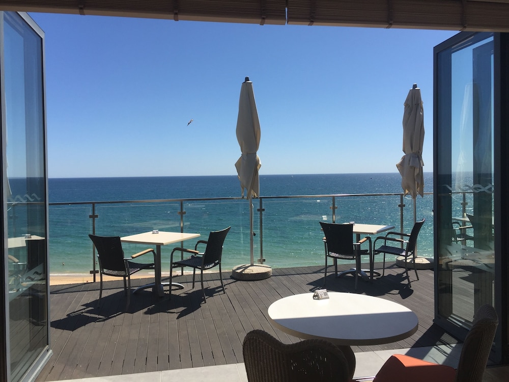 Hotel Alisios — Restaurant & bars in Albufeira, Faro
