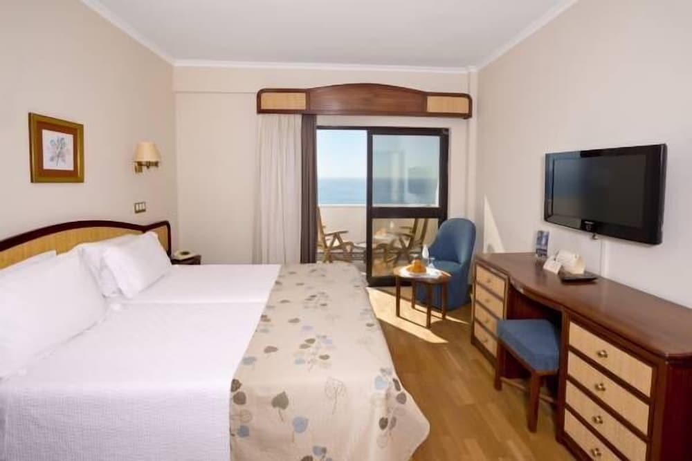 Hotel Alisios — Hotel rooms in Albufeira, Faro