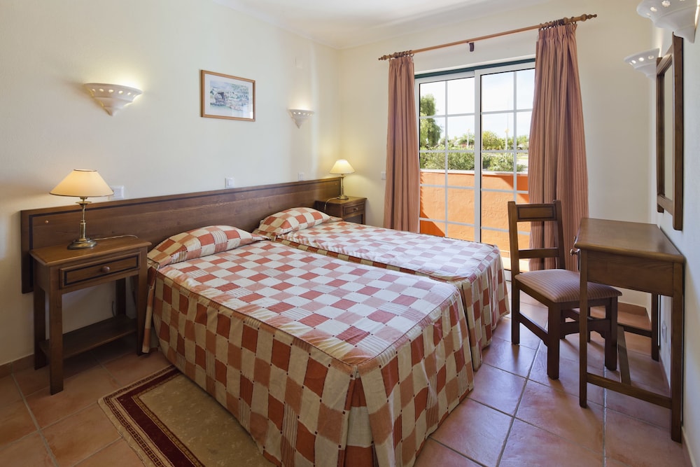 Colina da Lapa & Villas — Hotel rooms in Carvoeiro, Faro
