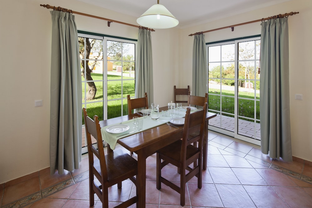 Colina da Lapa & Villas — Restaurant & bars in Carvoeiro, Faro