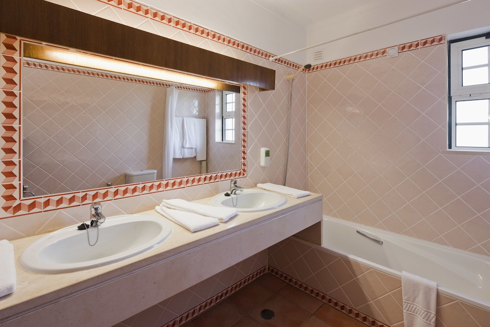 Colina da Lapa & Villas — Hotel rooms in Carvoeiro, Faro