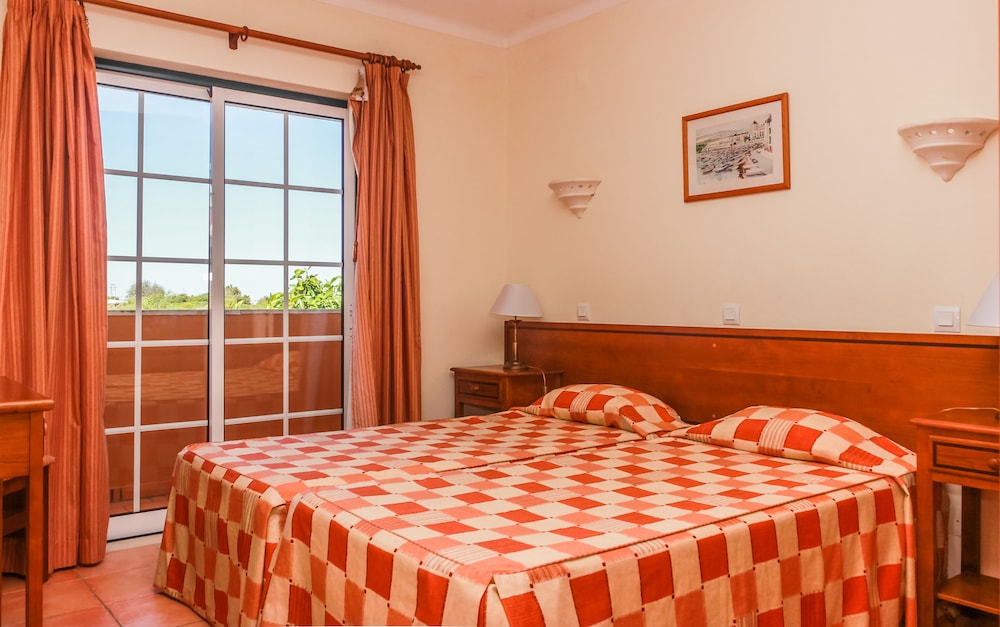 Colina da Lapa & Villas — Hotel rooms in Carvoeiro, Faro
