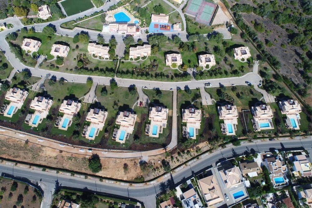Colina da Lapa & Villas — Swimming pool in Carvoeiro, Faro