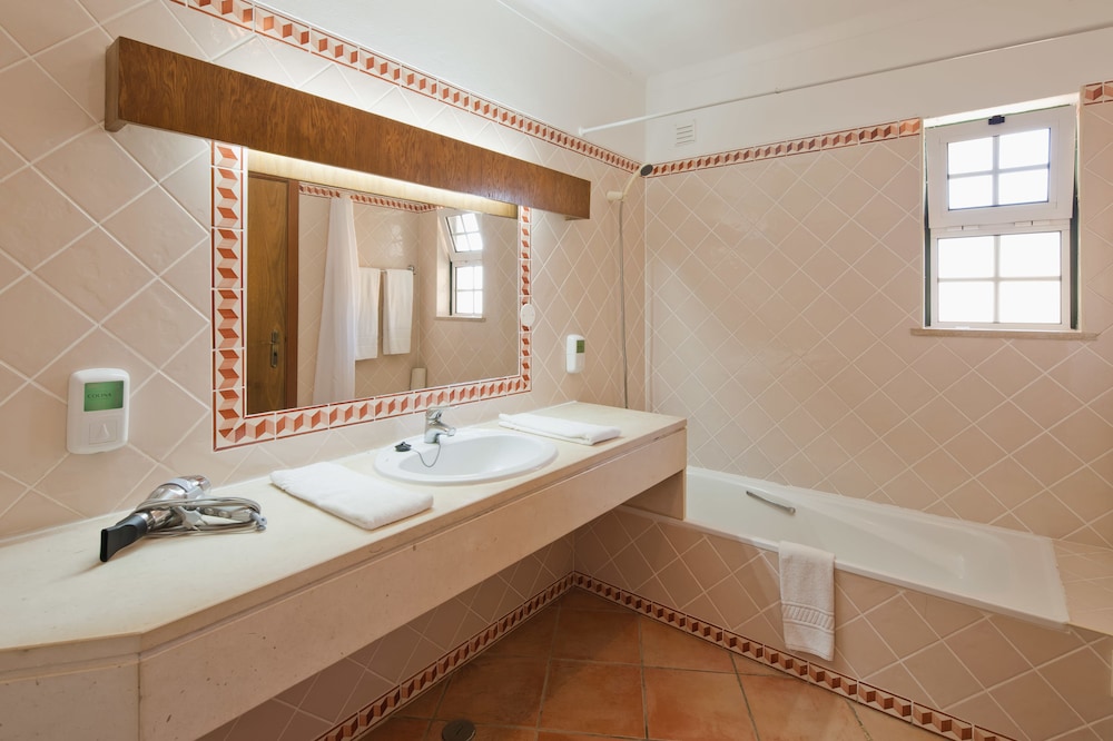 Colina da Lapa & Villas — Hotel rooms in Carvoeiro, Faro