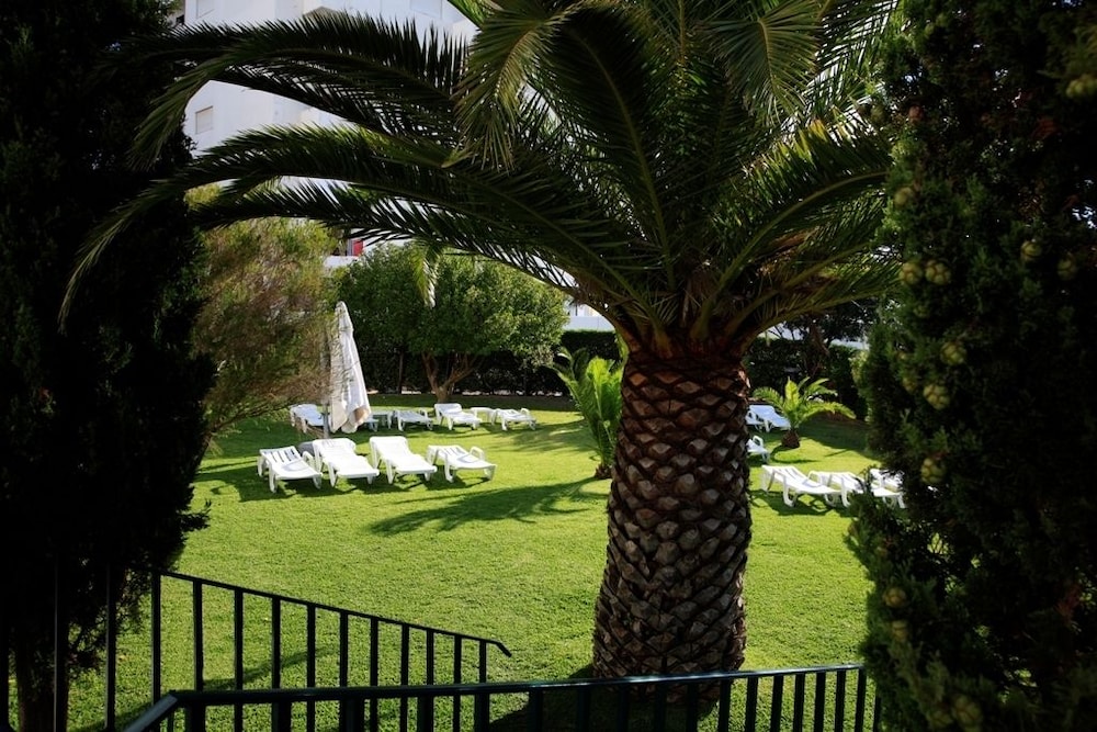 Apartamentos Turísticos Janelas do Mar — Sports & recreation in Albufeira, Faro