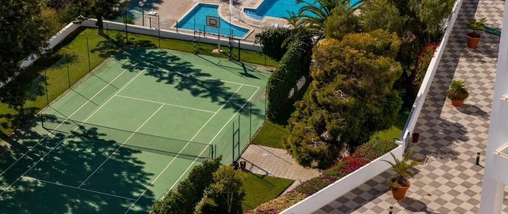 Apartamentos Turísticos Janelas do Mar — Sports & recreation in Albufeira, Faro