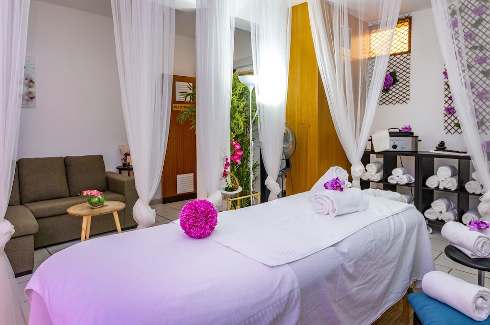 Apartamentos Turísticos Club Ouratlântico — Spa in Albufeira, Faro