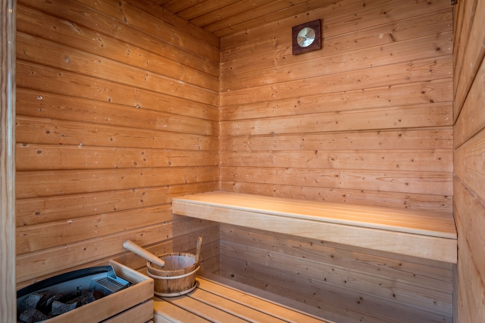 Aqua Natura Bay — Spa in Porto Moniz, Madeira