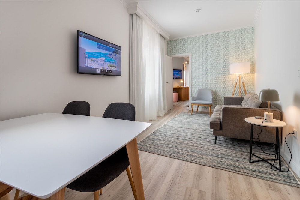 Aqua Natura Bay — Hotel rooms in Porto Moniz, Madeira