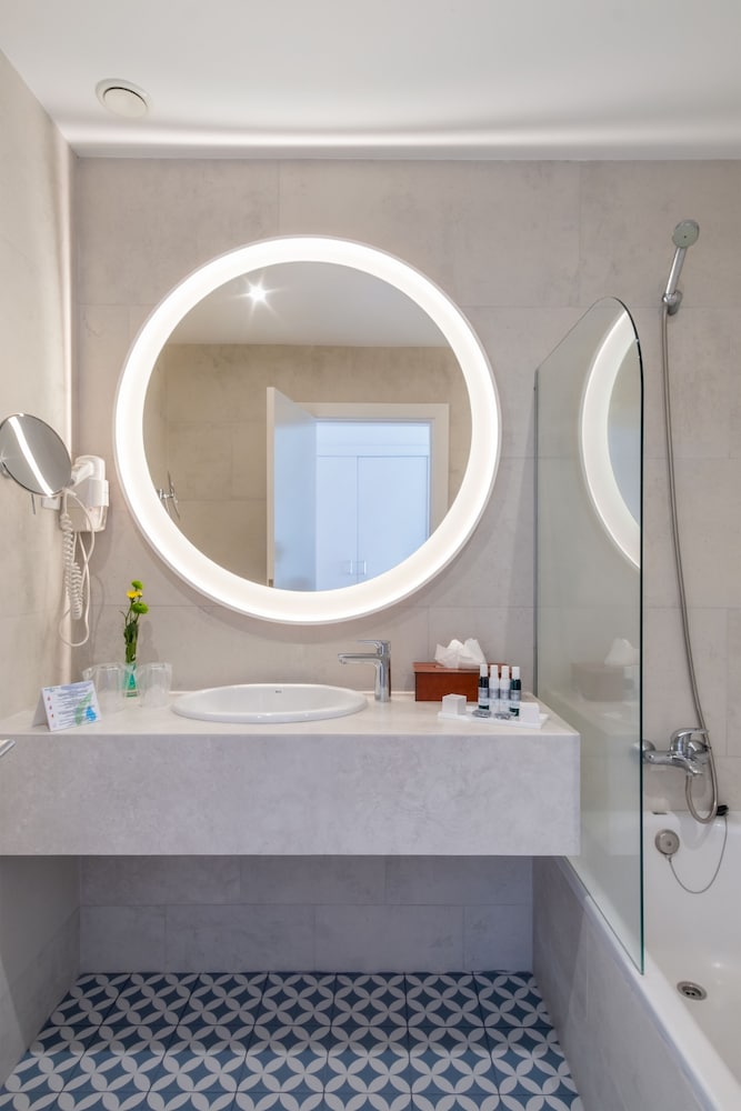 Aqua Natura Bay — Hotel rooms in Porto Moniz, Madeira
