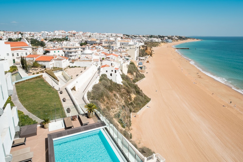 Rocamar Exclusive Hotel Spa Adults Only — Swimming pool in Albufeira, Faro