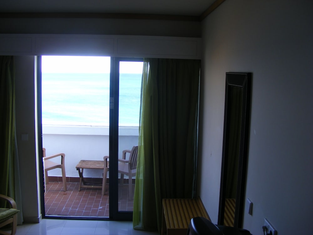 Rocamar Exclusive Hotel Spa Adults Only — Hotel rooms in Albufeira, Faro