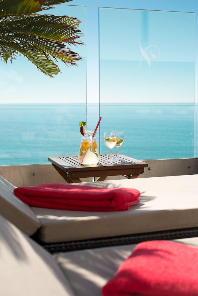 Rocamar Exclusive Hotel Spa Adults Only — Restaurant & bars in Albufeira, Faro