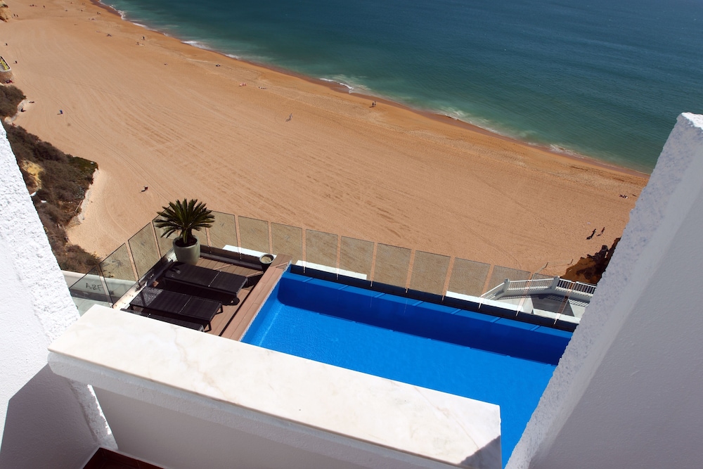 Rocamar Exclusive Hotel Spa Adults Only — Swimming pool in Albufeira, Faro