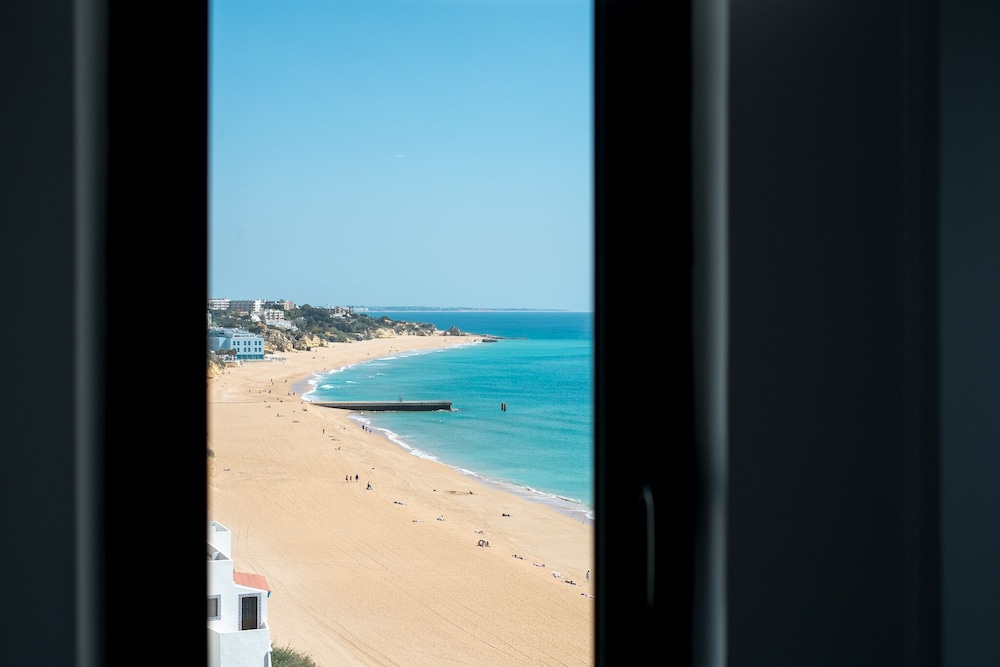 Rocamar Exclusive Hotel Spa Adults Only — Beach in Albufeira, Faro