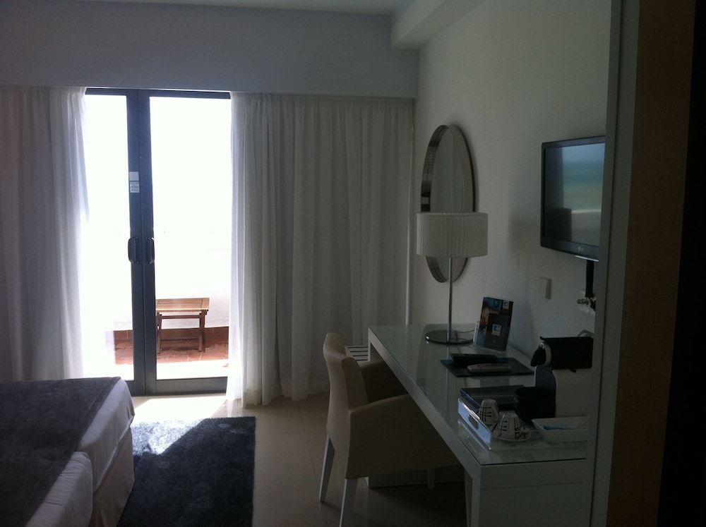 Rocamar Exclusive Hotel Spa Adults Only — Hotel rooms in Albufeira, Faro