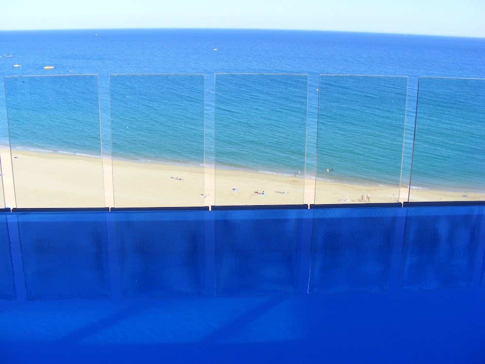 Rocamar Exclusive Hotel Spa Adults Only — Swimming pool in Albufeira, Faro