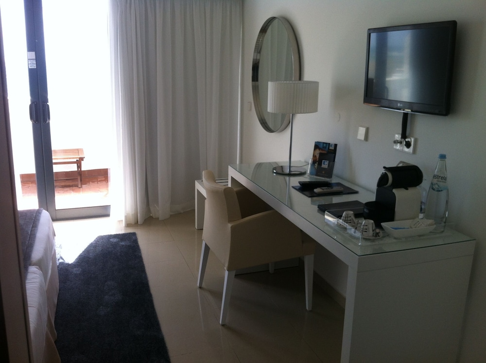 Rocamar Exclusive Hotel Spa Adults Only — Hotel rooms in Albufeira, Faro