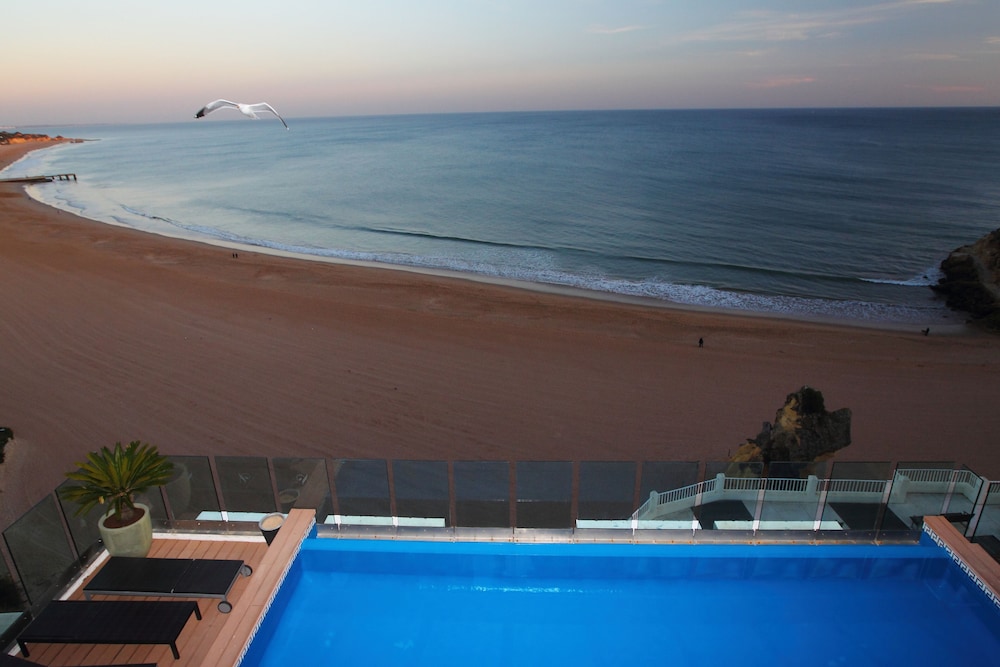 Rocamar Exclusive Hotel Spa Adults Only — Swimming pool in Albufeira, Faro