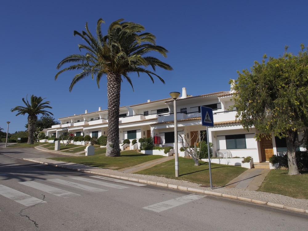 Parque Monte Verde — Hotel building in Albufeira, Faro