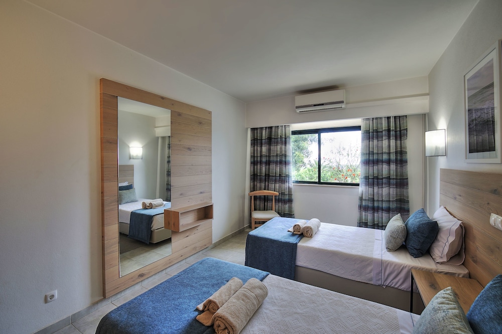 Parque Monte Verde — Hotel rooms in Albufeira, Faro