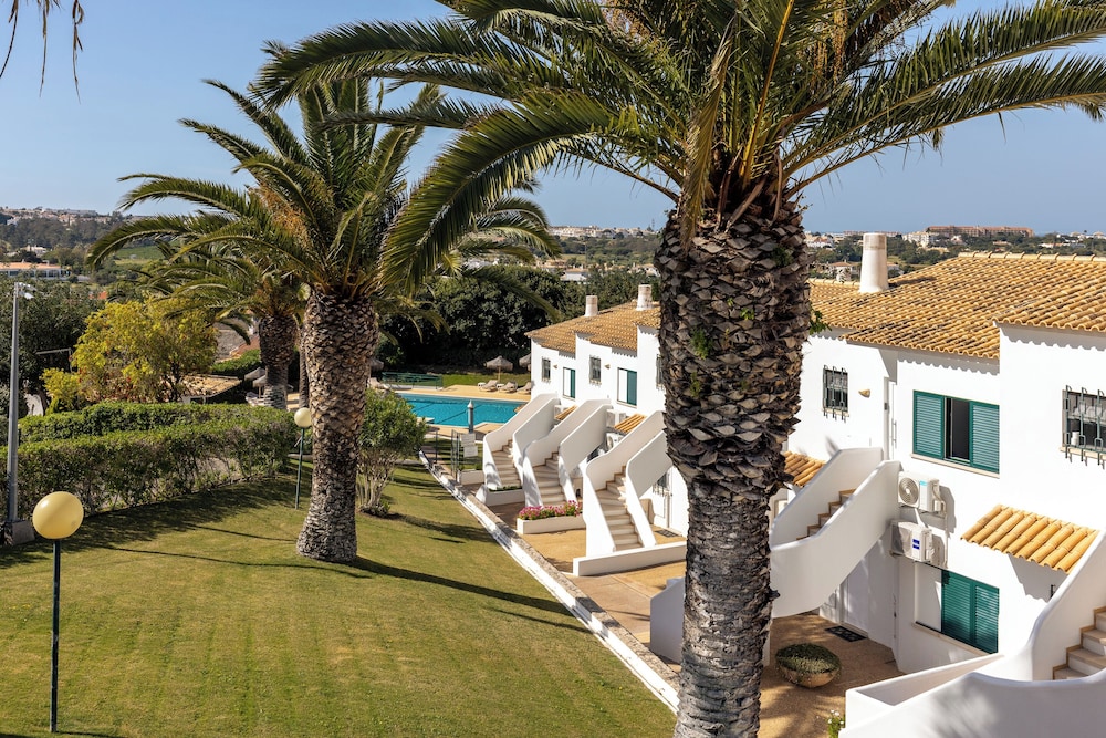 Parque Monte Verde — Swimming pool in Albufeira, Faro