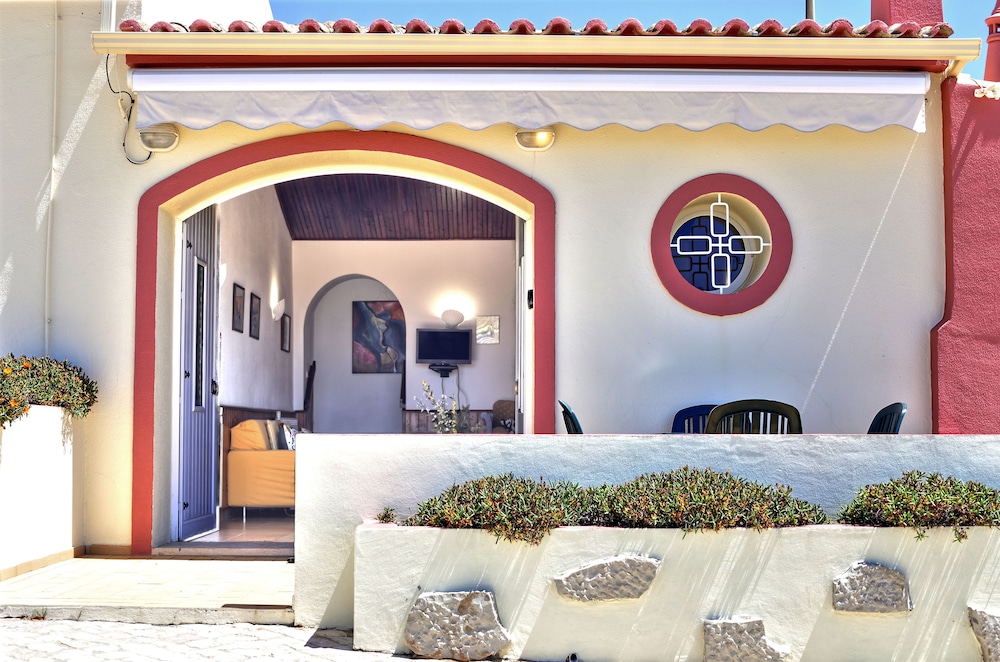 Parque Monte Verde — Hotel building in Albufeira, Faro