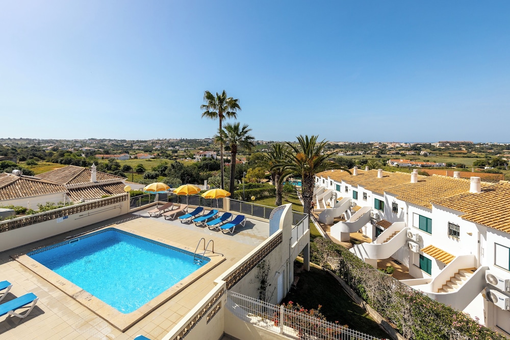 Parque Monte Verde — Swimming pool in Albufeira, Faro