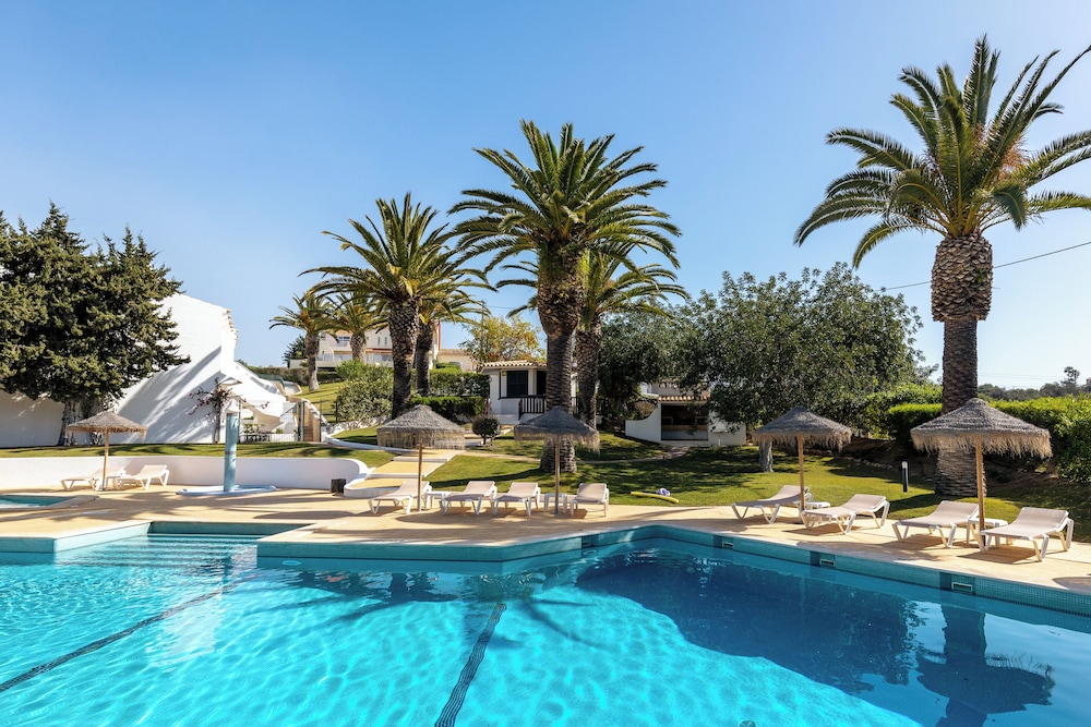 Parque Monte Verde — Swimming pool in Albufeira, Faro