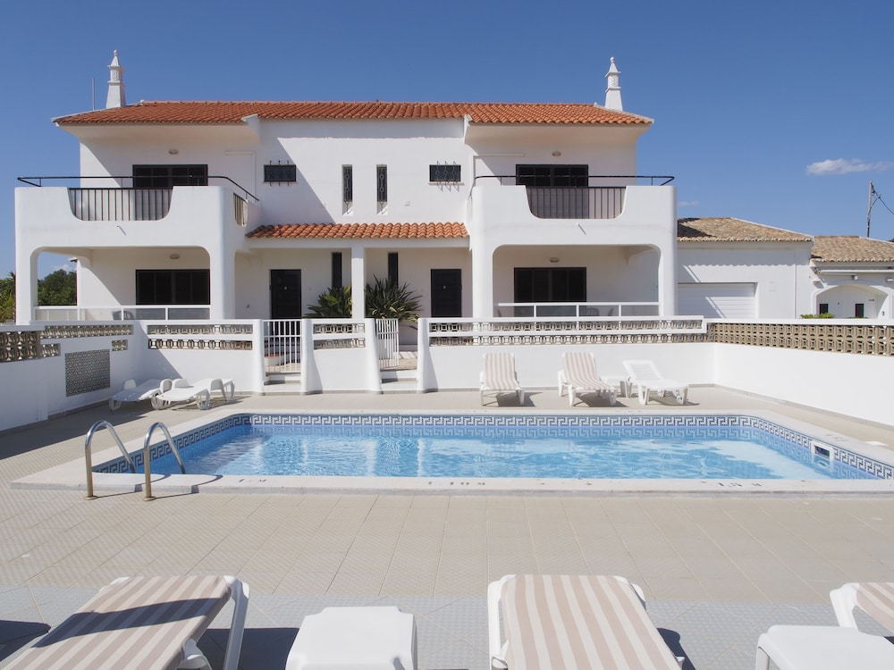 Parque Monte Verde — Swimming pool in Albufeira, Faro