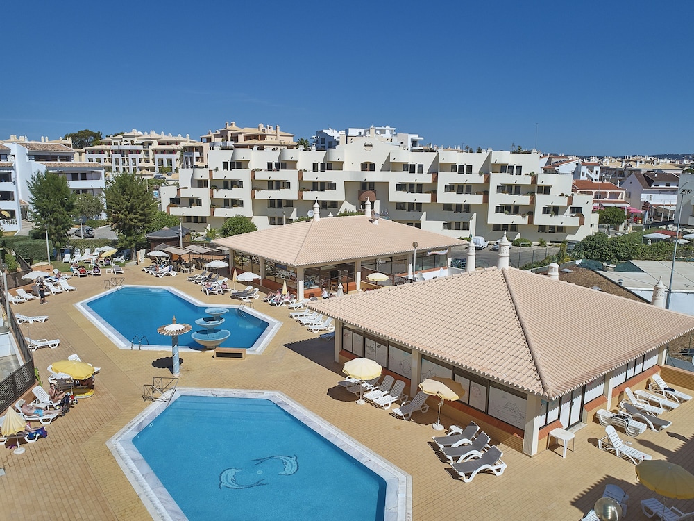 Oceanus Aparthotel — Beach in Albufeira, Faro