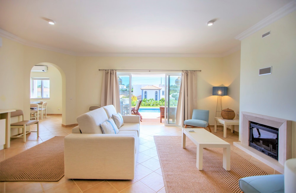 Clube Albufeira Garden Village — Hotel rooms in Albufeira, Faro