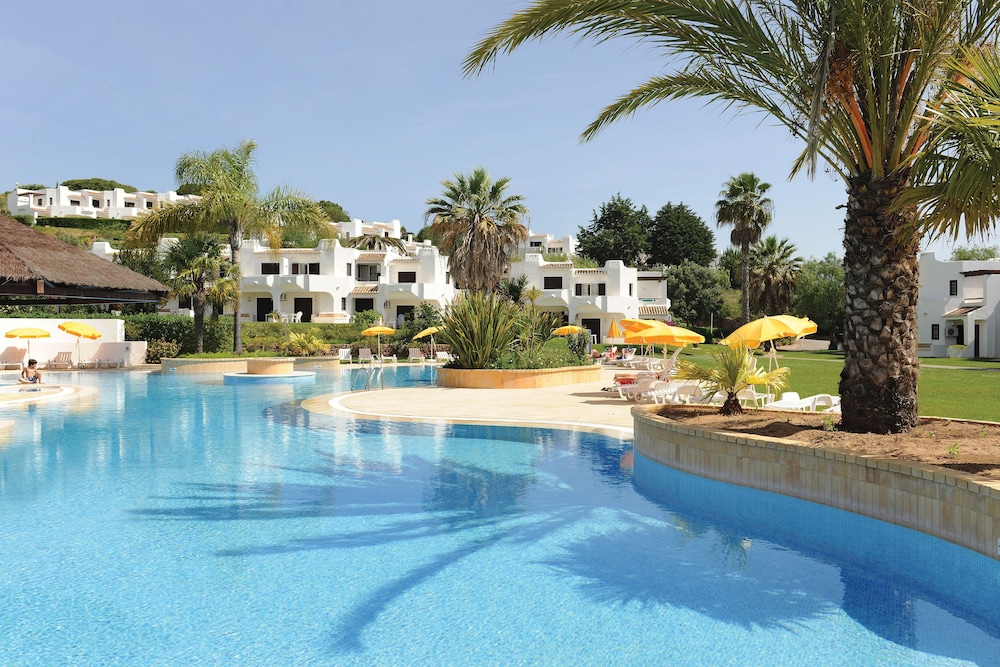 Clube Albufeira Garden Village — Swimming pool in Albufeira, Faro