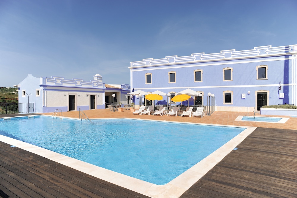 Clube Albufeira Garden Village — Swimming pool in Albufeira, Faro