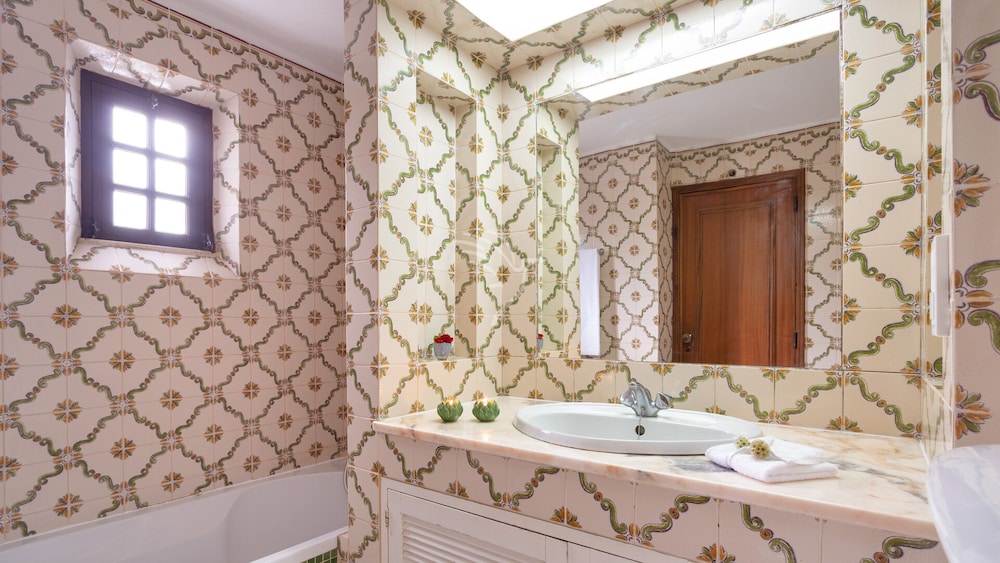 Clube Albufeira Garden Village — Hotel rooms in Albufeira, Faro