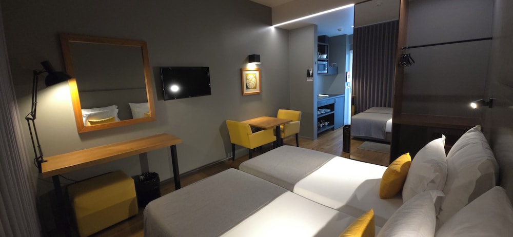 Paraíso - Touristic Apartments — Hotel rooms in Funchal, Madeira